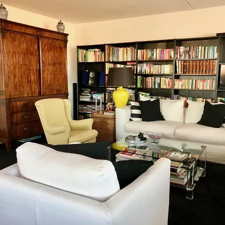 Afroditekade 68 Apartment *